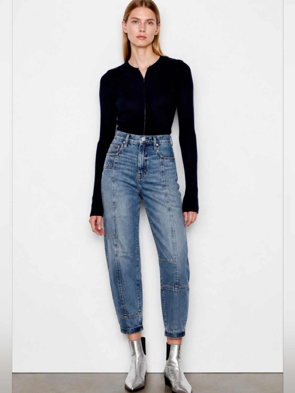 Frame Ultra High Rise Barrel Longshore Jeans Size 26